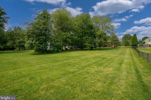 2409 Little River Rd, Haymarket VA  20169-1205 exterior