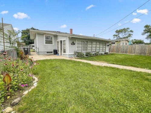 225 Delaware St, Hobart IN  46342-4110 exterior