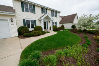 3638 Applewood Dr, Waukesha, WI 53189-6839