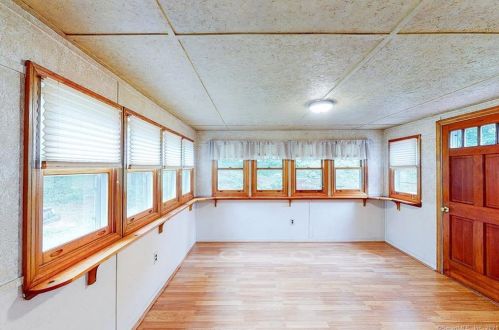 46 Sabin St, Putnam CT  06260-1842 exterior