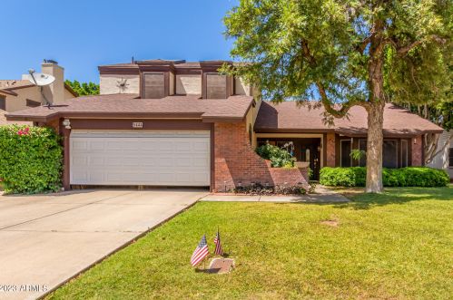 5444 Riviera Dr, Glendale, AZ 85304-2726