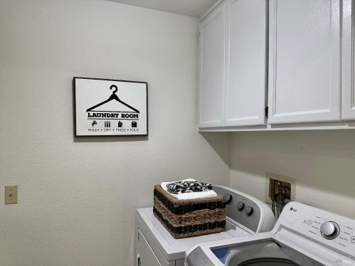 2647 Lago Oaks Dr, Santa Rosa CA  95405-9100 exterior