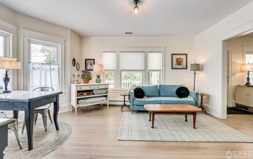 24 William St, Metuchen NJ  08840-1822 exterior