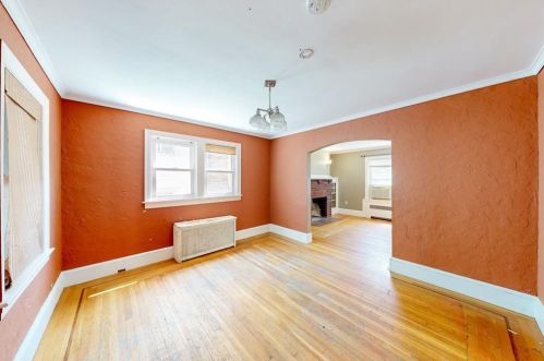 44 Sargent Ave, Providence RI  02906-3416 exterior