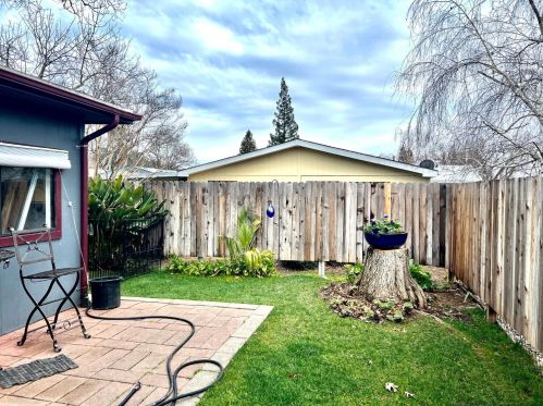 6938 Hidden Brook Ln, Citrus Heights CA  95621-8373 exterior