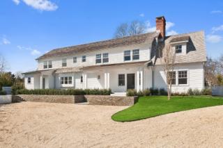 78 Meetinghouse Ln, Promised Land, NY 11930-2470