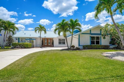 728 56th St, Cape Coral, FL 33914-7283