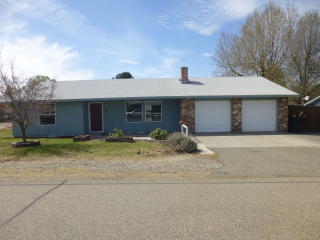 806 Road 50, Pasco, WA 99301-2438