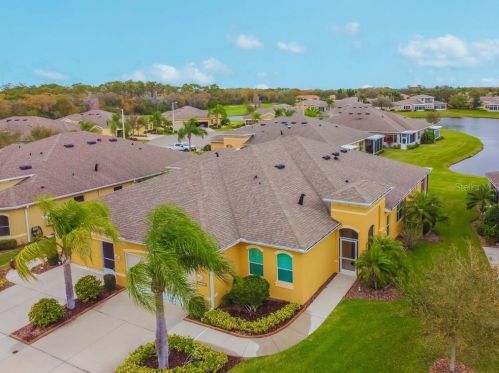 2533 Sapphire Greens Ln, Ruskin, FL 33573-7180