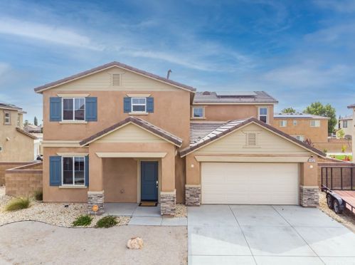 44152 Sierra Vista Dr, Lancaster, CA 93536-5465