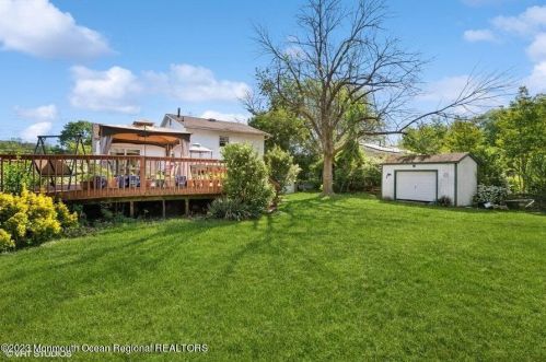 45 Citadel Dr, Jackson Twp NJ 08527-1837 exterior