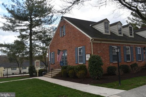 132 Bancroft Rd, Lansdale PA  19446-4911 exterior