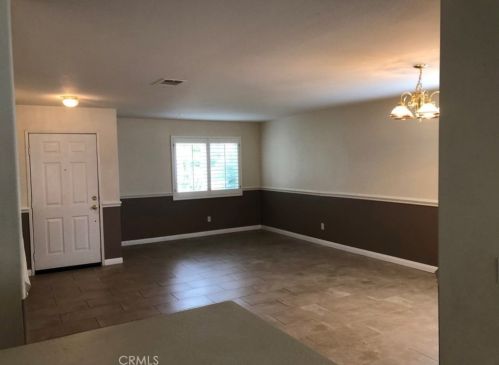 705 Greenwood St, Beaumont CA  92223-7119 exterior