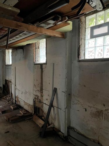 1628 37, Milwaukee WI 53208-1809 exterior