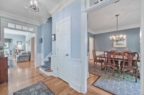 11 Mulvaney Ct, Ridgefield, CT 06877-4439