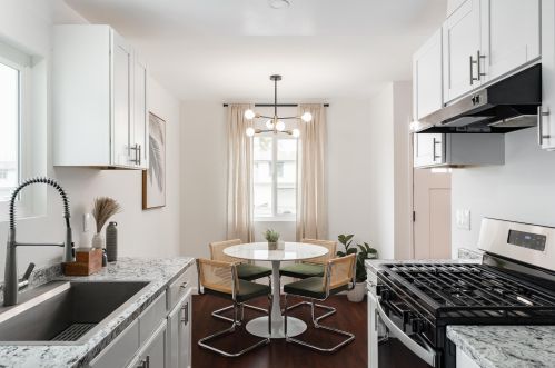 4275 Raquel Dr, Oceanside CA  92056-4729 exterior