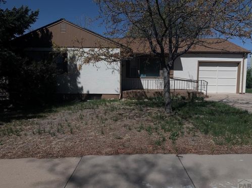 1509 Saratoga Rd, Pueblo, CO 81001-2010