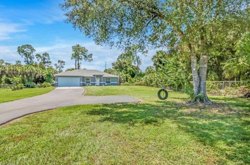 4042 20th Ave, Naples, FL 34117-9109