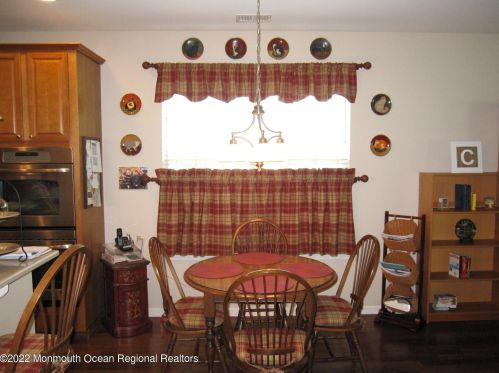 20 Plymouth Ct, Jackson Twp NJ  08527-6415 exterior