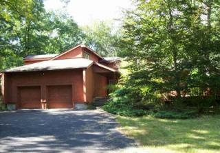 21 Lauren Ct, Kingston, NY 12401-7208