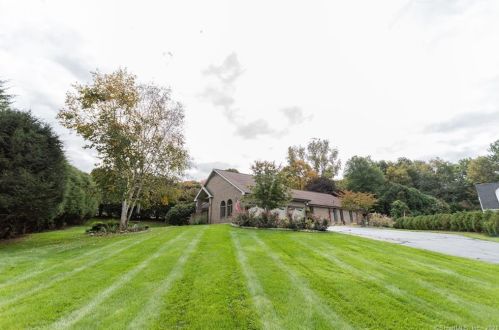 146 Hopewell Rd, South Glastonbury, CT 06073-2306