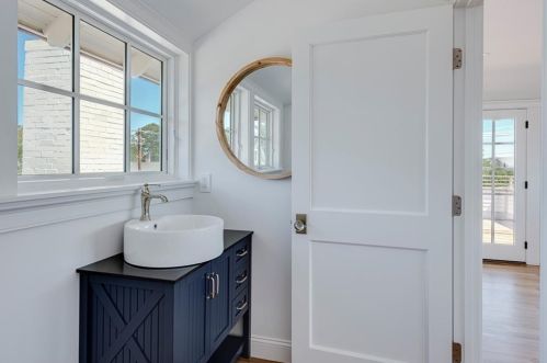 119 Boon St, South Kingstown RI  02882-3602 exterior