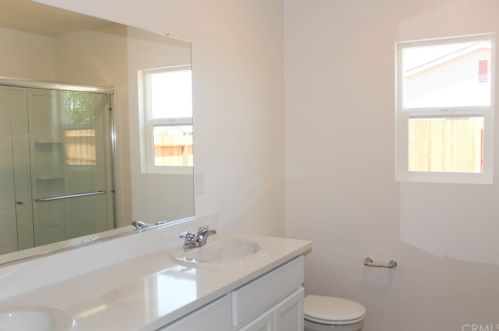 42 Titanio Ct, Oroville CA  95965-8064 exterior