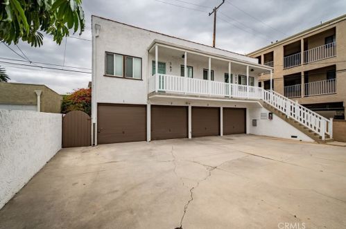 757 Redondo Ave, Long Beach CA  90804-5140 exterior