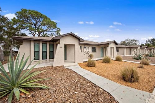 4204 Springs Ln, Bonita Springs, FL 34134-4047