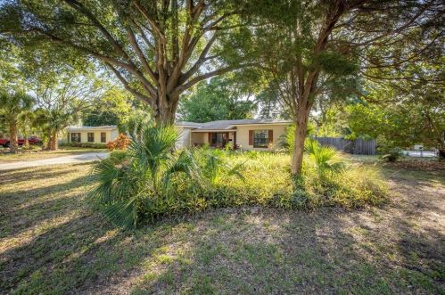1941 Country Club Rd, Saint Petersburg, FL 33710-3807