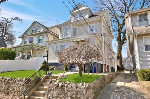 14 Ellenton Ave, New Rochelle NY  10801-1906 exterior