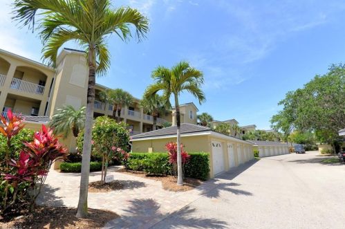 3461 Pointe Creek Ct, Bonita Springs, FL 34134-2023