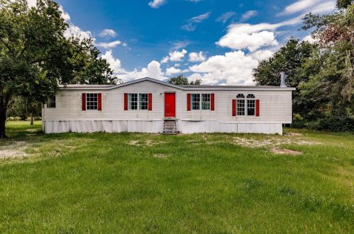4847 Parnell Rd, Zolfo Springs, FL 33890-3832