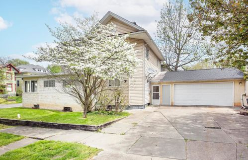 902 Beatty Ave, Cambridge, OH 43725-1856