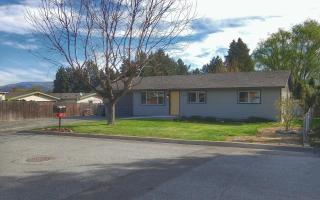 1315 Gaspar St, Wenatchee, WA 98801-1417