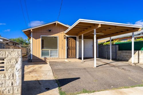 91-1736A Ala Loa St, Ewa Beach HI  96706 exterior