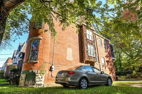 3224 Dawson St, Pittsburgh PA 15213-4536 exterior