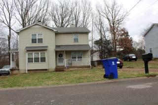 1012 Patio Dr, Nashville, TN 37214-3946