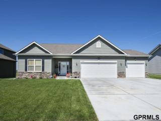 10816 215th St, Gretna, NE 68028-3851