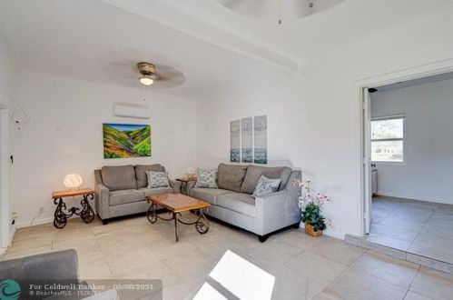 15427 San Diego Dr, Town Of Loxahatchee Groves, FL 33470-4254
