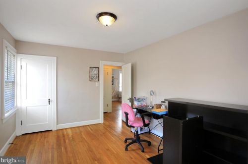 204 Forney Ave, Hanover PA  17331-2919 exterior