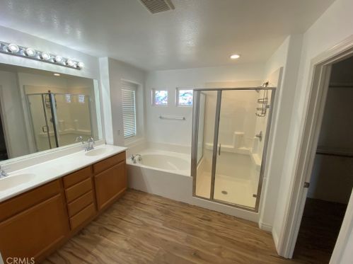 1323 Burdock St, Beaumont CA  92223-8301 exterior