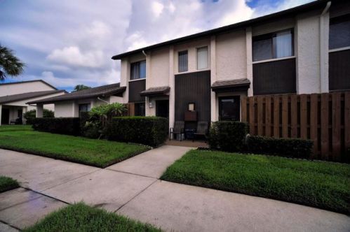 2150 Golf Isle Dr, Melbourne, FL 32935-3540