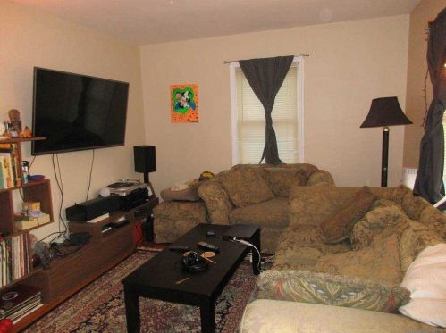 12 Kalmia St, Elwood NY  11731-1213 exterior