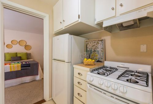 7331 Bodega Ave, Sebastopol CA  95472-3654 exterior