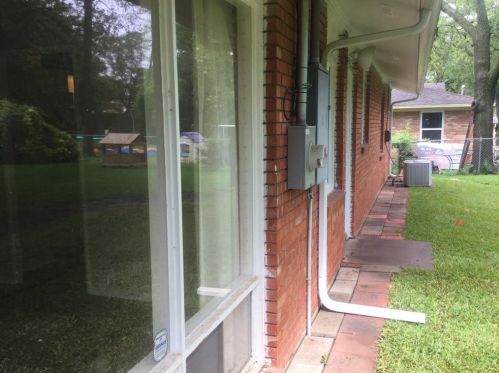 1018 Edinburg Ln, Denton TX  76209-1249 exterior