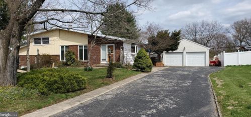 1641 Sullivan Dr, Blue Bell, PA 19422-3624