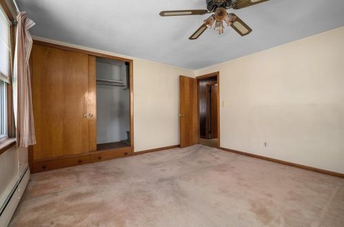 128 Tiogue Ave, Coventry RI 02816-6491 exterior