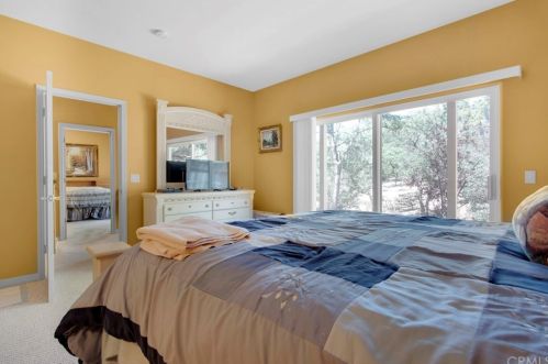 2307 Ridge Rider Rd, Lake Nacimiento CA  93426-9645 exterior