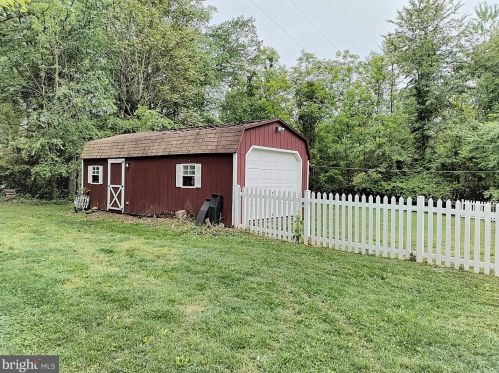 18128 Monrovia Rd, Madison Mills VA  22960-3109 exterior